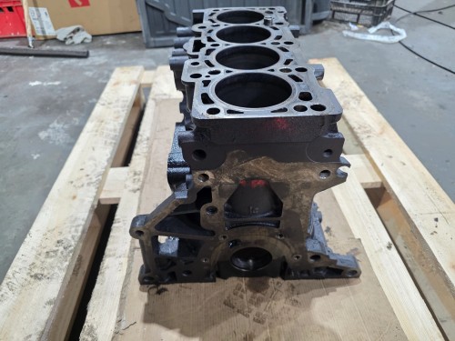 BLOK SILNIKA AUDI A4 B8 A5 Q5 8R A6 C7 2.0 TDI CGL 03L021CJ 5/26