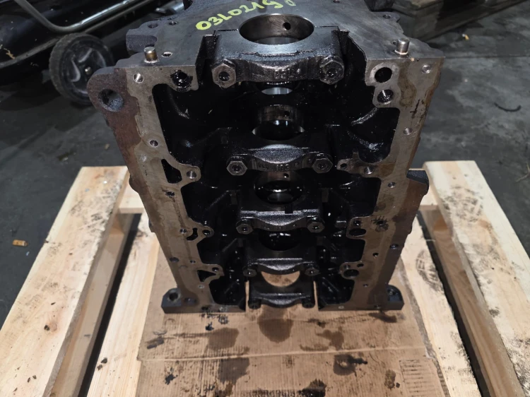 BLOK SILNIKA AUDI A4 B8 A5 Q5 8R A6 C7 2.0 TDI CGL 03L021CJ 5/26