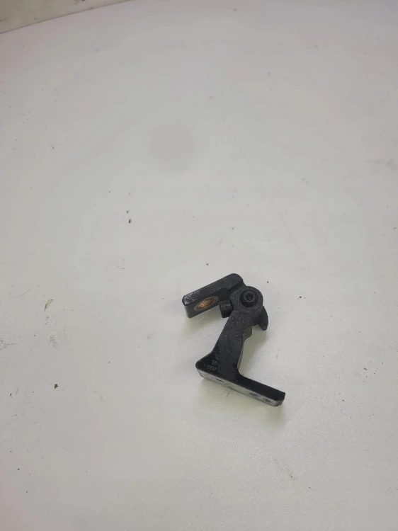 ZAWIAS DRZWI PRAWY AUDI A4 B8 A5 8T Q5 8K0831402D