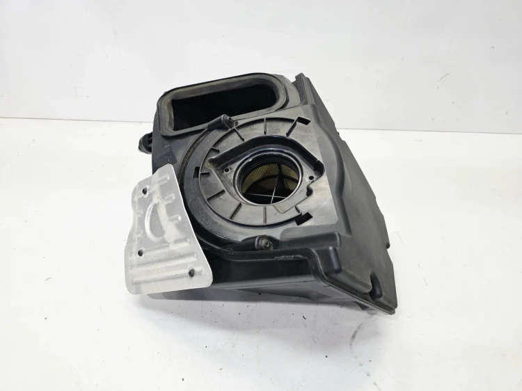OBUDOWA FILTRA POWIETRZA AUDI A4 B9 A5 8W 2.0 TFSI 8W0133835Q