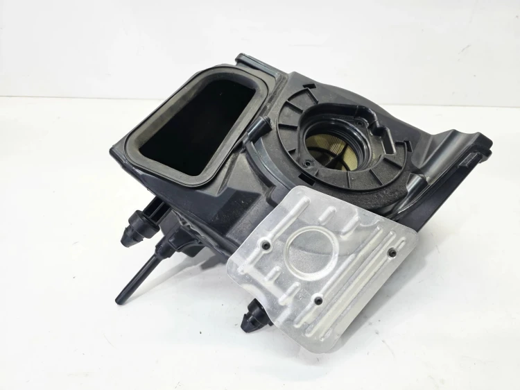 OBUDOWA FILTRA POWIETRZA AUDI A4 B9 A5 8W 2.0 TFSI 8W0133835Q