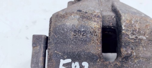 ZACISK HAMULCOWY PRAWY PRZÓD AUDI A3 8P VWSEAT 582