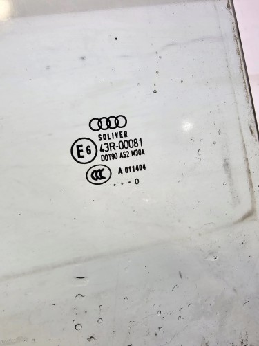 SZYBA DRZWI PRAWY TYŁ AUDI A6 C6 AVANT 4F9 2010R
