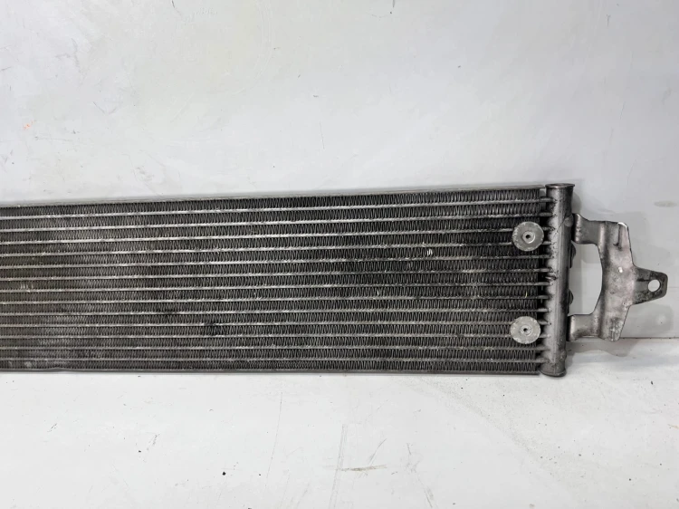 CHŁODNICA OLEJU SKRZYNI BIEGÓW AUDI Q7 4L 7L0317021
