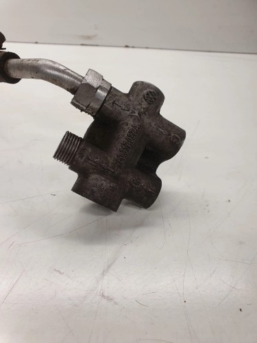 REGULATOR TEMPERATURY OLEJU AUDI Q7 LIF 7L0317027A