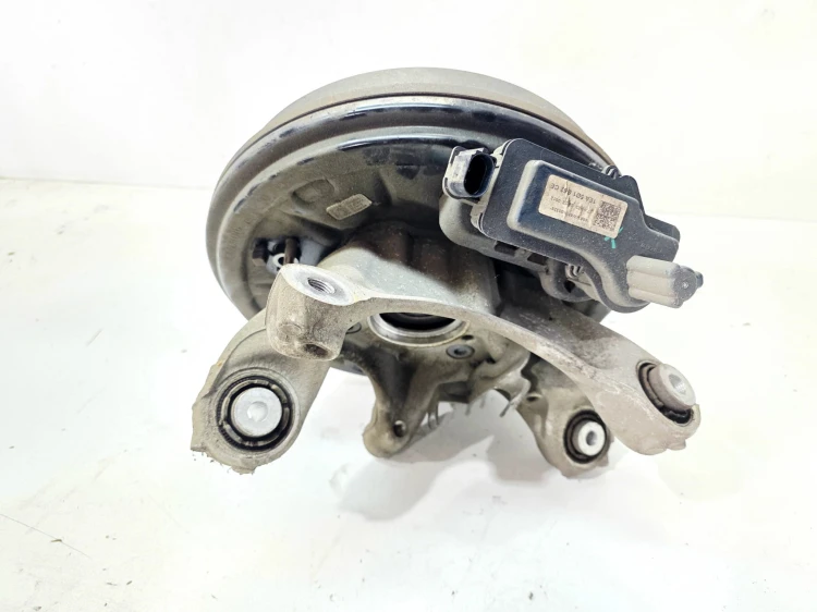 ZWROTNICA PIASA BĘBEN PRAWY TYŁ AUDI Q4 E-TRON 1EA436R 1EA501052CE
