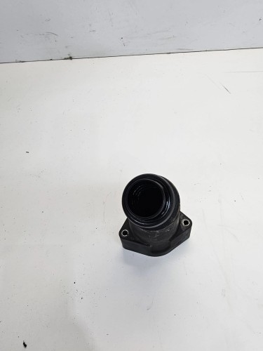 RURA TURBO INTERCOOLERA AUDI A4 B9 A5 2.0 TDI 04L131111T