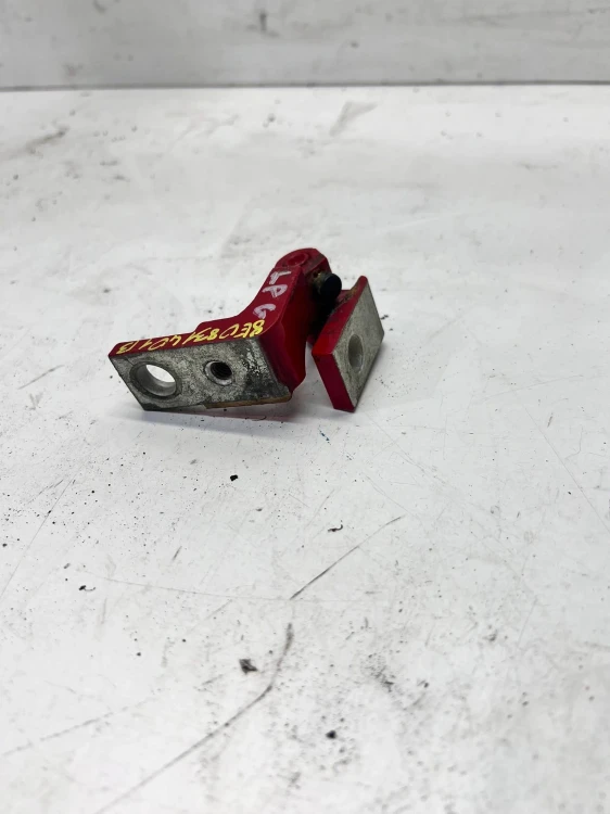 ZAWIAS DRZWI LEWY AUDI A3 8P A4 B6 B7 8E0831401B
