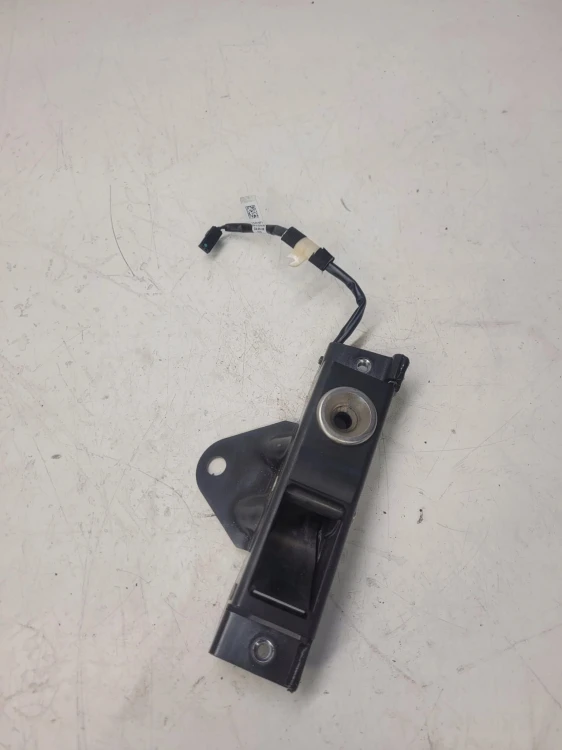 ZAMEK RYGIEL DACHU AUDI A3 8P CABRIO 8P7871443D