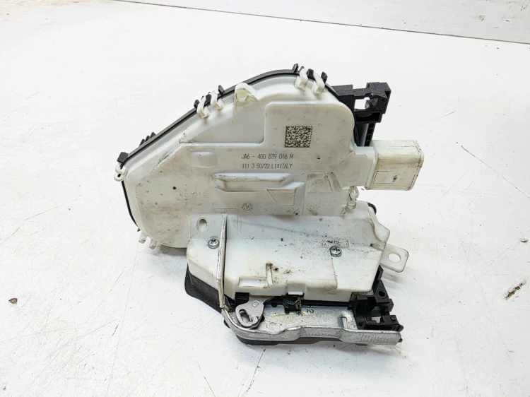 ZAMEK DRZWI PRAWY TYŁ AUDI A4 B9 A5 8W A6 C7 Q5 4G0839016M 8 PIN