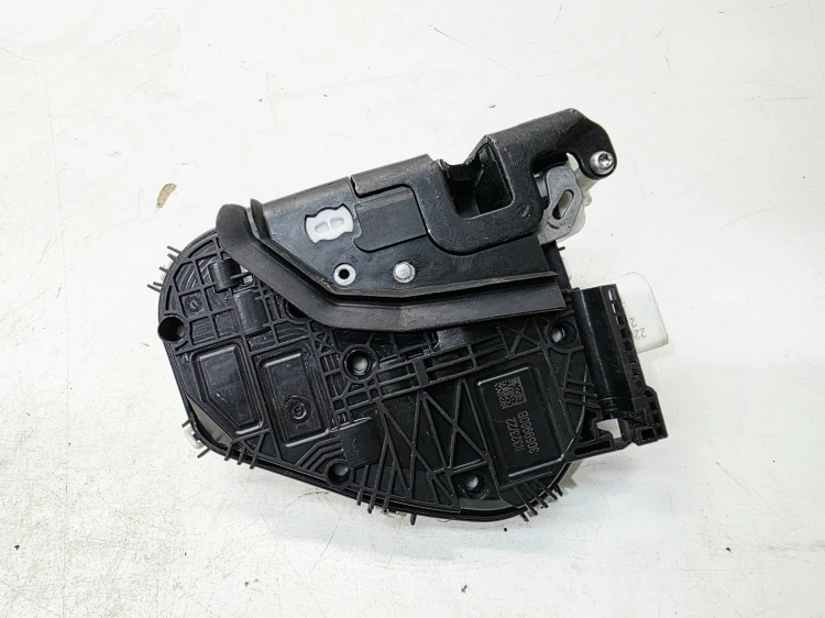 ZAMEK DRZWI PRAWY TYŁ AUDI A4 B9 A5 8W A6 C7 Q5 4G0839016M 8 PIN