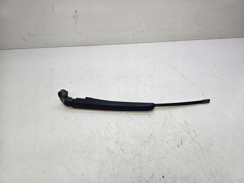RAMIĘ WYCIERACZKI TYŁ AUDI Q5 8R 8R0955407