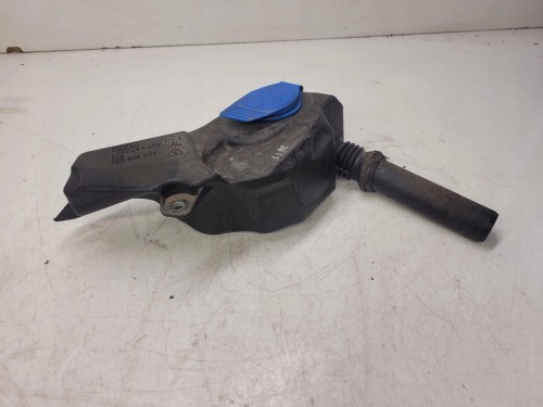 WLEW PŁYNU DO SPRYSKIWACZY AUDI A6 C7 A7 4G2955462