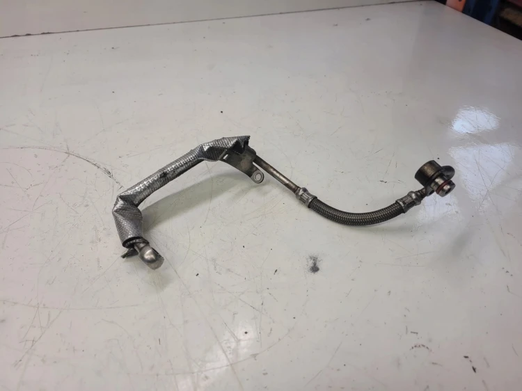 RURKA PRZEWÓD TURBINY AUDI VW 1.8 TFSI 06J145771D