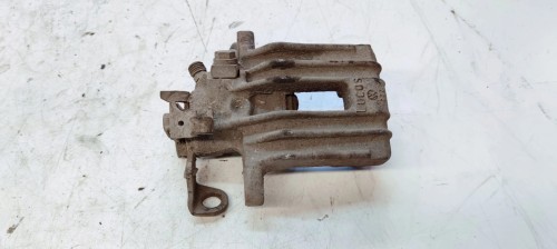 ZACISK HAMULCOWY PRAWY TYŁ AUDI A1 8X