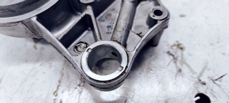 OSŁONA OBUDOWA WAŁKÓW AUDI A4 A5 TFSI 06H103166G 2