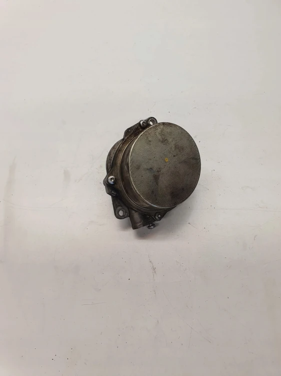 POMPA VACUM AUDI A6 C6 3.0 TDI BMK ASB 057145100T