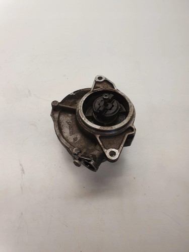 POMPA VACUM AUDI A6 C6 3.0 TDI BMK ASB 057145100T