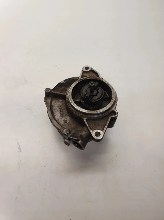 POMPA VACUM AUDI A6 C6 3.0 TDI BMK ASB 057145100T