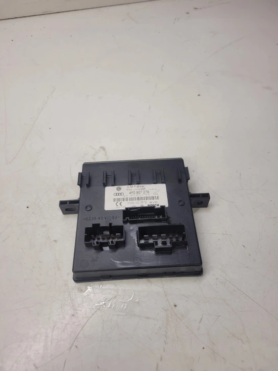 MODUŁ ŚWIATEŁ ILM AUDI A6 C6 4F0907279 4F0910279K