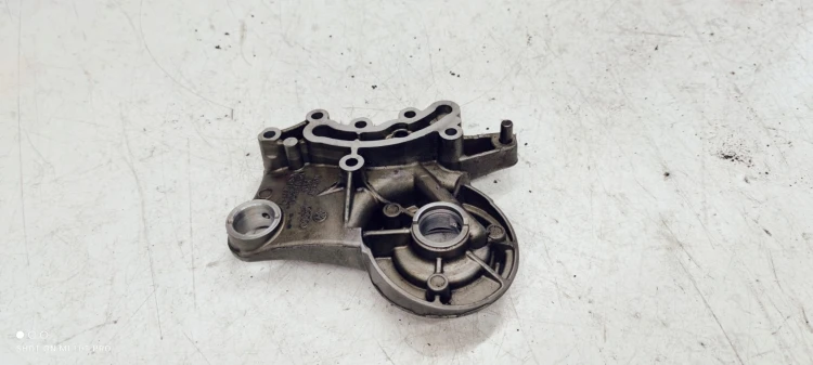 OSŁONA OBUDOWA WAŁKÓW AUDI A4 A5 TFSI 06H103166G