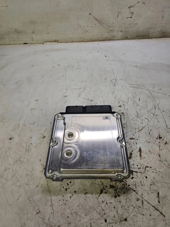 KOMPUTER STEROWNIK SILNIKA AUDI A6 C7 04L906021FQ