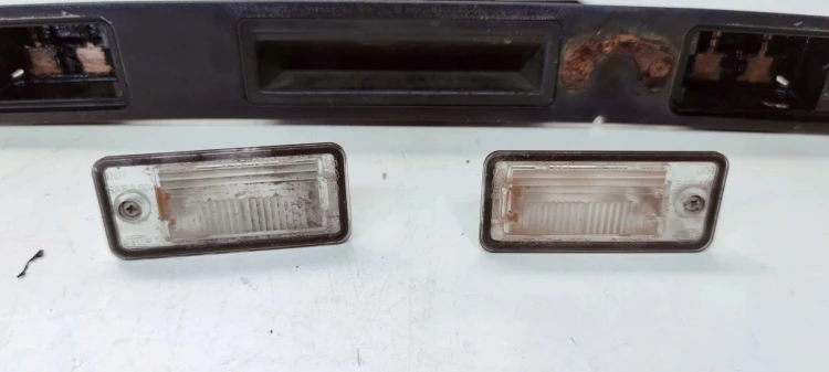 PODŚWIETLENIE TABLICY BLENDA AUDI A3 8P 8P0827574 *4*