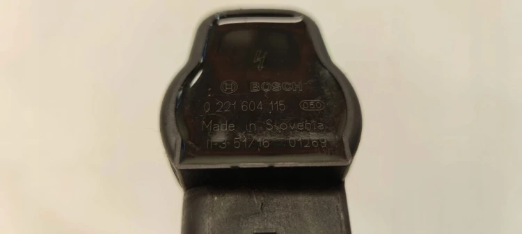 CEWKA ZAPŁONOWA AUDI VW SEAT SKODA 0221604115