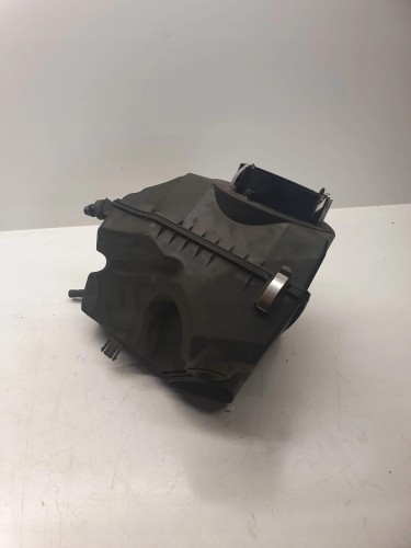 OBUDOWA FILTRA POWIETRZA AUDI A6 C6 4F0133835K 2,8