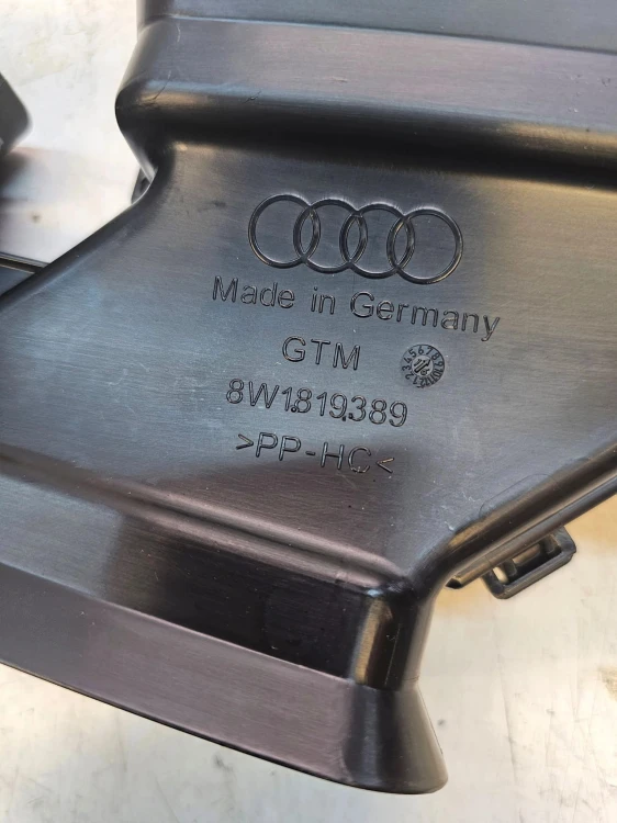 KANAŁ TUNEL POWIETRZNY AUDI A4 B9 8W1819389