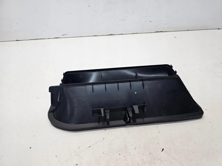 KIEROWNICA POWIETRZA WLOT KANAŁ AUDI Q5 80A FY 80B858431