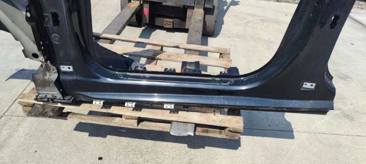 ĆWIARTKA PODŁUŻNICA FARTUCH PRÓG LEWA A6 C7 LIFT