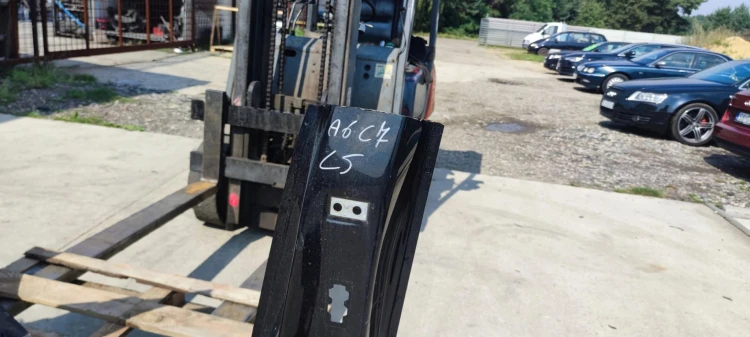 ĆWIARTKA PODŁUŻNICA FARTUCH PRÓG LEWA A6 C7 LIFT