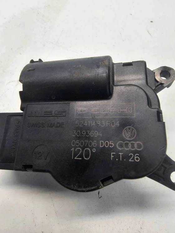 SILNICZEK NAGRZEWNICY AUDI Q7 4L VW 7L0907511AG