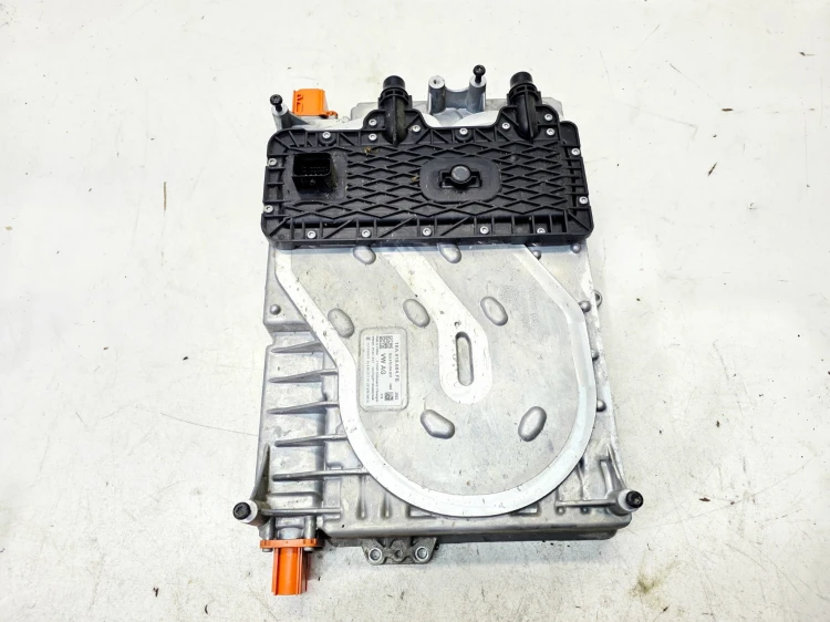 ŁADOWARKA WYSKOIEGO NAPIĘCIA AUDI Q4 E-TRON 89A915000 1EA915684FE