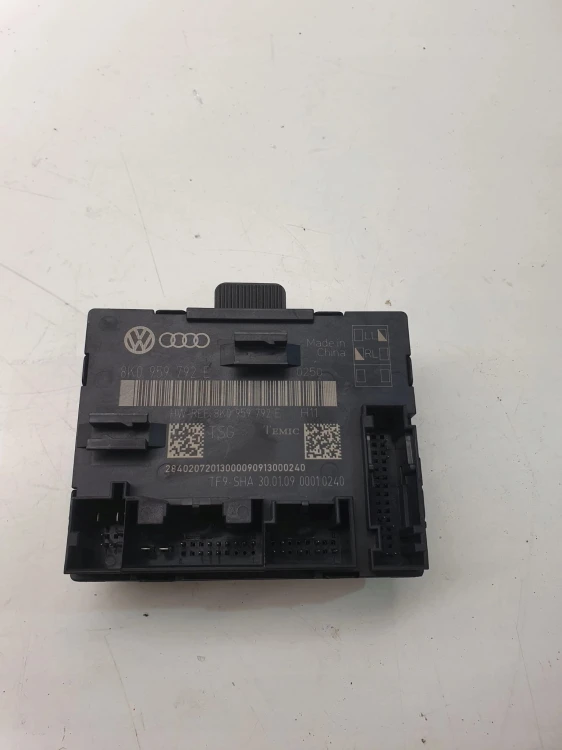 MODUŁ STEROWNIK DRZWI AUDI A4 B8 A5 Q5 8K0959792E