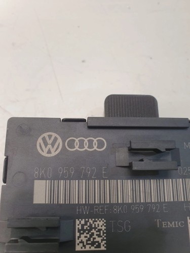 MODUŁ STEROWNIK DRZWI AUDI A4 B8 A5 Q5 8K0959792E