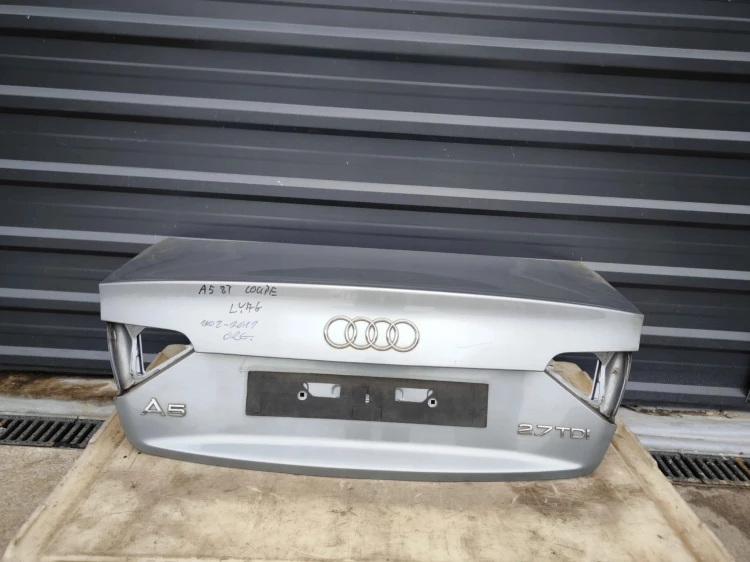 KLAPA TYLNA TYŁ AUDI A5 8T COUPE LY7G ORYGINAŁ ŁADNA 2008-2011 !!!