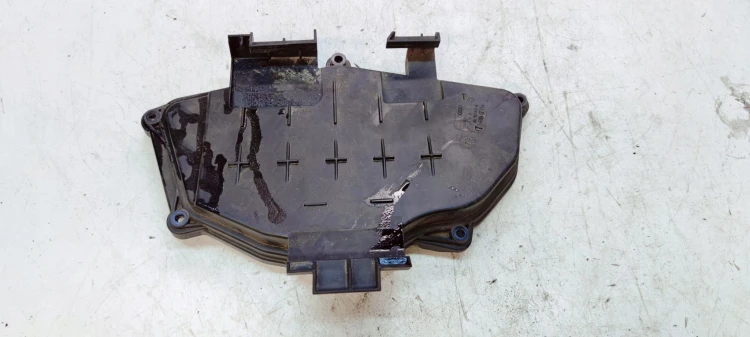POKRYWA OSŁONA BEZPIECZNIKÓW AUDI A6 C7 4G1907613B