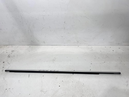 LISTWA CHROM DRZWI LEWY TYŁ AUDI Q7 4M 4M0853763