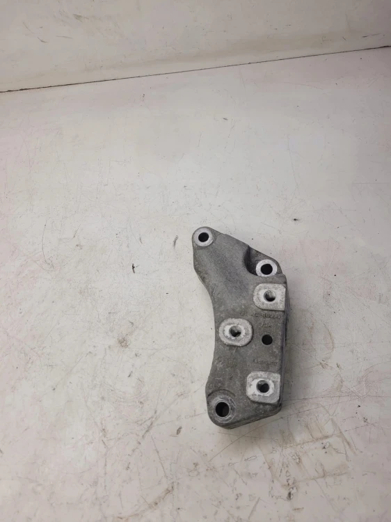 ŁAPA PODUSZKA SILNIKA AUDI Q3 8U 2.0TDI 5N0199117A