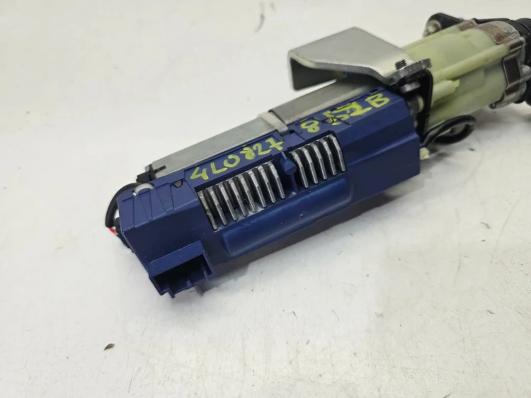 SIŁOWNIK ELEKTRYCZNY KLAPY PRAWY TYŁ AUDI Q7 4L 4L0827852B