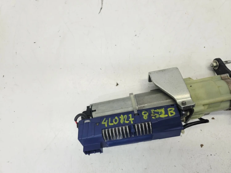 SIŁOWNIK ELEKTRYCZNY KLAPY PRAWY TYŁ AUDI Q7 4L 4L0827852B