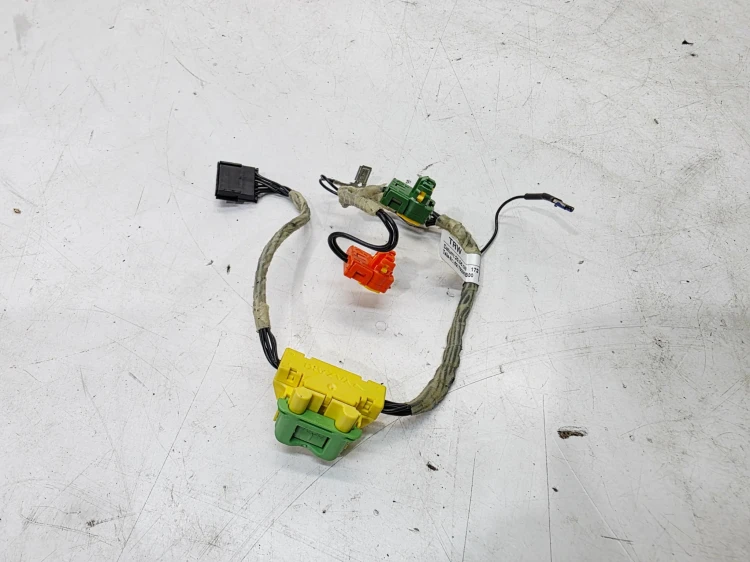 WIĄZKA PODUSZKI AIRBAG POD MULTIFUNKCJĘ AUDI A4 B8 A5 8T Q5 8R 8K0971589A