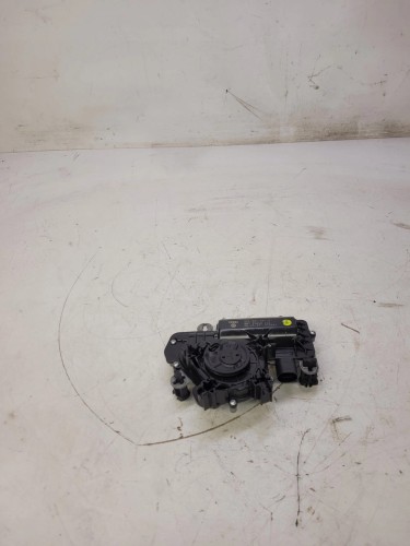 ZAMEK DOCIĄG KLAPY TYŁ AUDI A4 B9 A5 Q7 3V5827887B