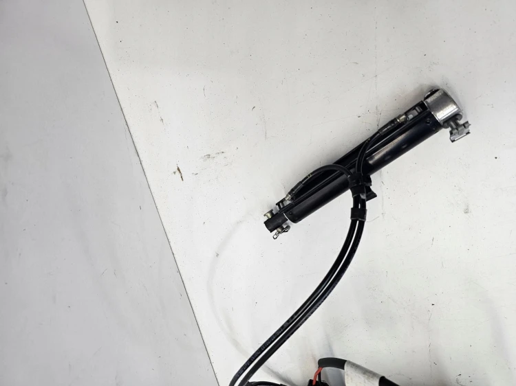 POMPA POMPKA DACHU AUDI A3 8P CABRIO 8P7871791 KOMPLET