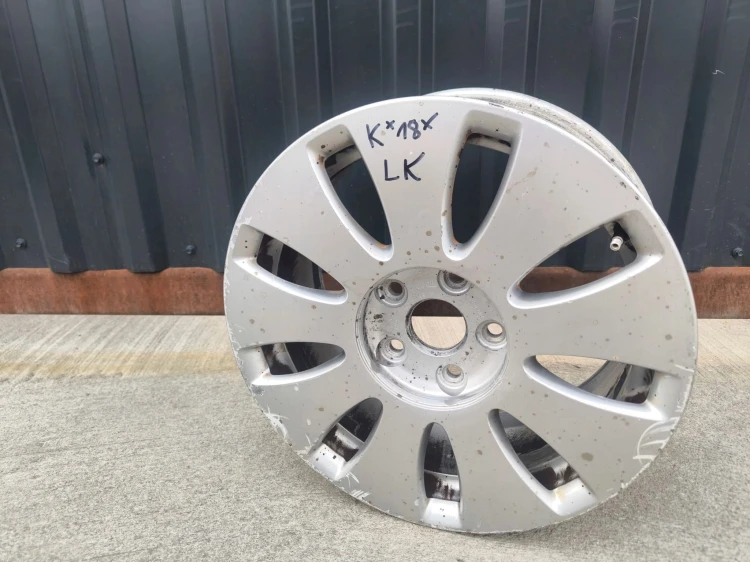 FELGA ALUMINIOWA AUDI A3 A4 A6 7.0J R16 ET42 8E0601025AE K*18* LK