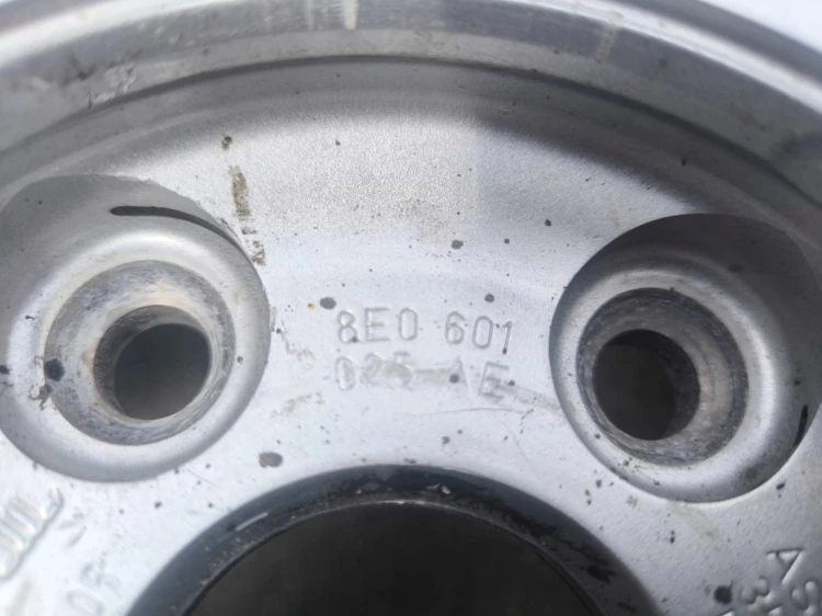 FELGA ALUMINIOWA AUDI A3 A4 A6 7.0J R16 ET42 8E0601025AE K*18* LK