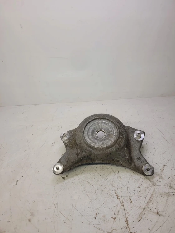 MOCOWANIE GÓRNE AMORTYZATORA AUDI Q5 8R 8R0412384