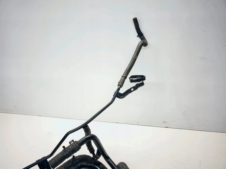 RURA PRZEWÓD WĄŻ WODY AUDI VOLKSWAGEN SKODA SKODA 1.6 TDI 04L121064AC
